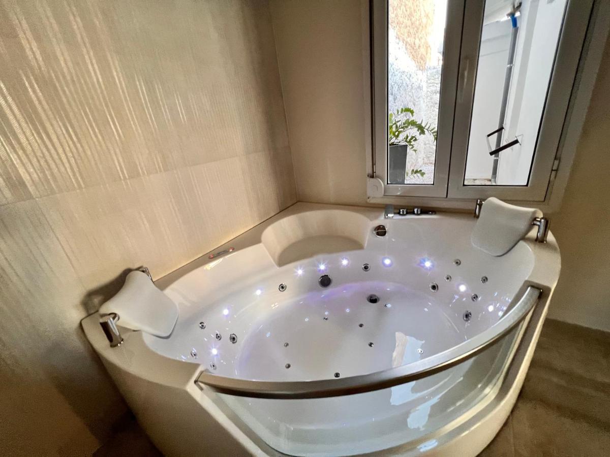 Perla Coco Jacuzzi Suites Chania  Exterior foto