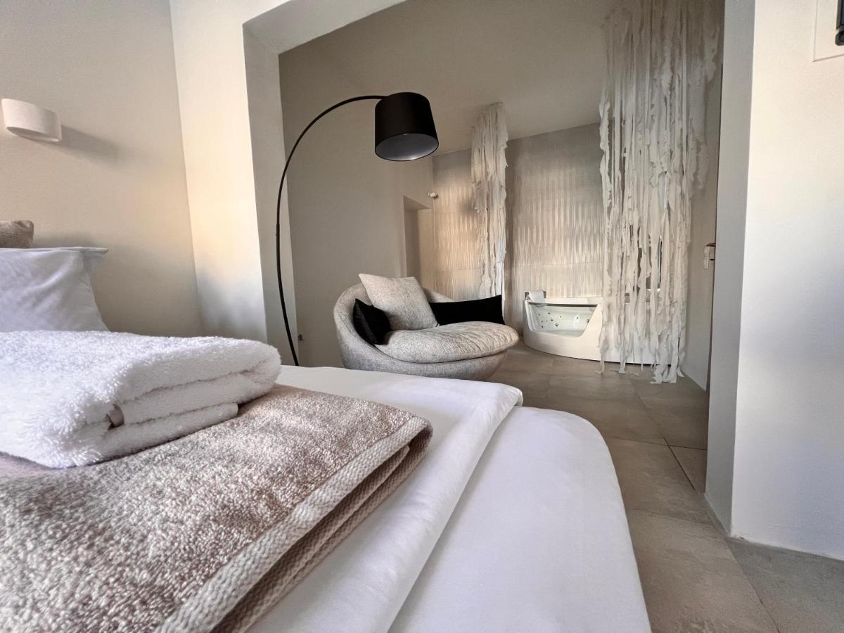Perla Coco Jacuzzi Suites Chania  Exterior foto